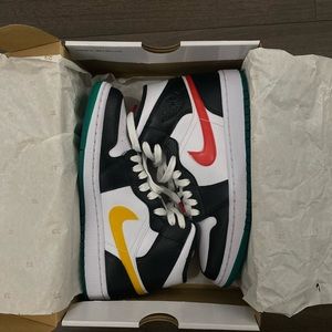 Jordan 1 Mid Alternate Swooshes